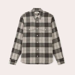 Everlane Men's Brushed Flannel Black/Grey/White Plaid Shirt